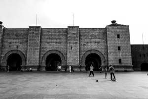 2006261709